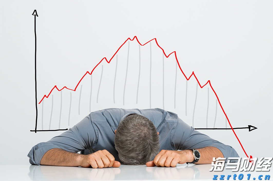 美股动态 | 苹果(AAPL.US)股价一度上涨超过2%，正在研发ChatGPT竞争者